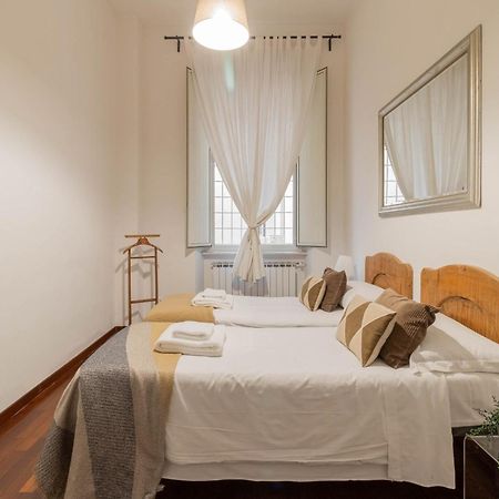 Luxury Spagna Apartments Рим Экстерьер фото